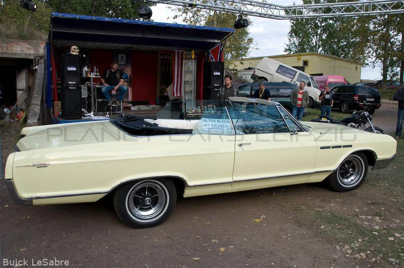 buick_lesabre_2_.jpg buick_lesabre_2_.jpg