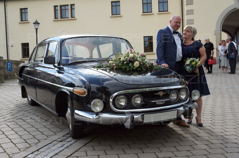 Hochzeitsfahrt im Tatra 603